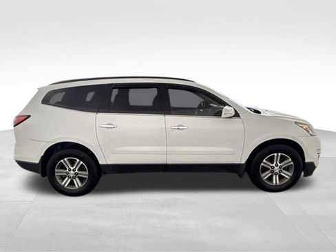 Used 2016 Chevrolet Traverse LT AWD/4WD image 10