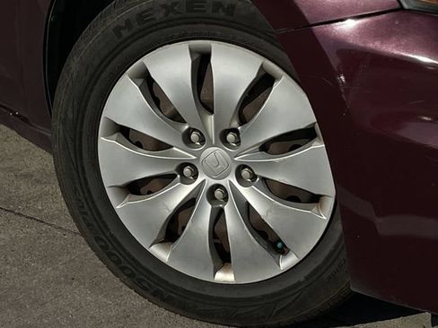 Used 2012 Honda Accord LX image 9