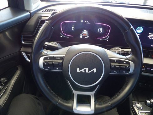 Used 2023 Kia Sportage EX FWD image 27