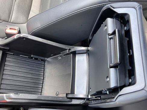 Used 2022 Honda CR-V EX-L image 40