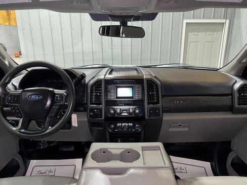 Used 2020 Ford F250 XL w/ Power Equipment Group AWD/4WD image 17