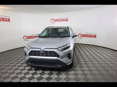 Used 2024 Toyota RAV4 XLE w/ Convenience Package AWD/4WD image 1