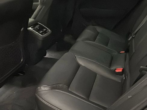 New 2026 Volvo XC60 B5 Ultra w/ Protection Package Premier image 27