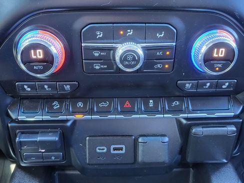 Used 2019 GMC Sierra 1500 AT4 image 33