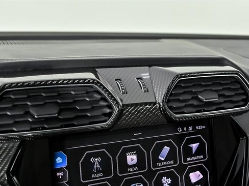 Used 2020 Lamborghini Urus AWD/4WD image 30
