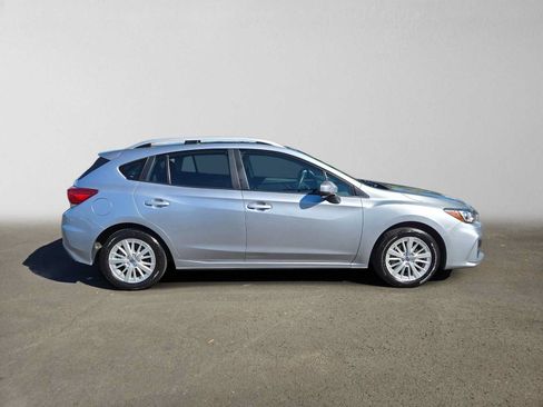 Used 2018 Subaru Impreza 2.0i Premium AWD/4WD image 2