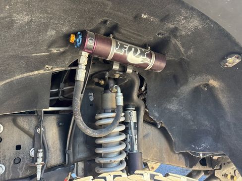 Used 2017 Ford F350 Platinum w/ Platinum Ultimate Package image 3