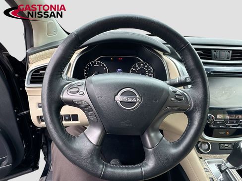 Used 2023 Nissan Murano SL image 14