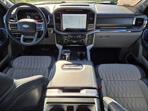Used 2023 Ford F150 Limited image 12