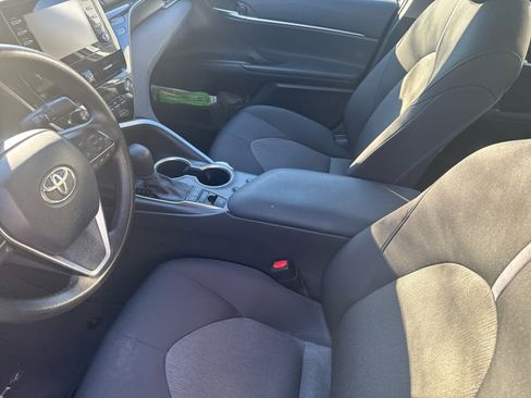 Used 2023 Toyota Camry LE image 8