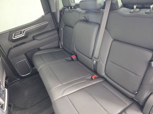 Used 2026 Chevrolet Silverado 1500 LTZ AWD/4WD image 29