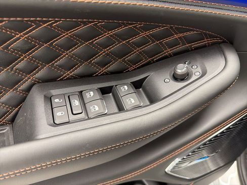 New 2026 Jeep Grand Cherokee Summit AWD/4WD image 15