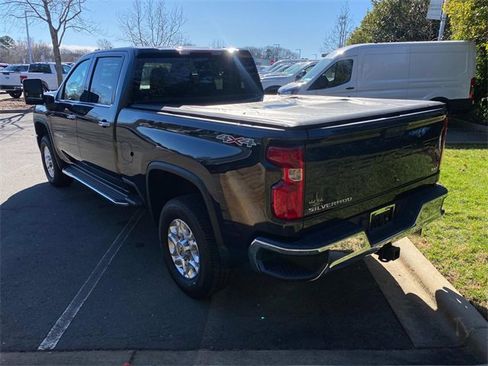 Used 2024 Chevrolet Silverado 2500 LTZ image 30