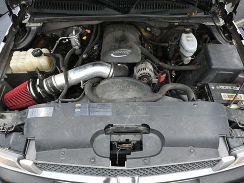 Used 2004 Chevrolet Silverado 1500 w/ Light Duty Power Package image 45