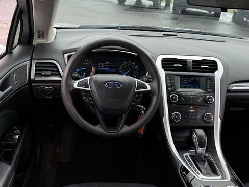 Used 2014 Ford Fusion SE image 14