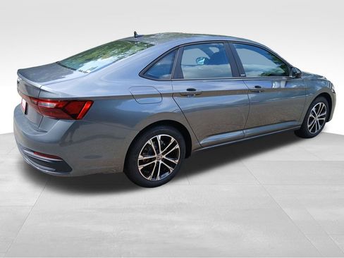 New 2025 Volkswagen Jetta Sport image 5