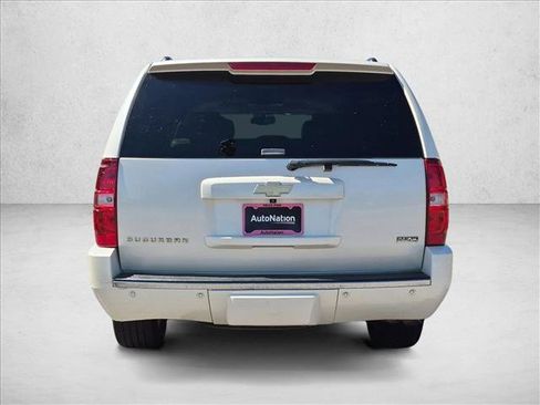 Used 2011 Chevrolet Suburban LTZ AWD/4WD image 7