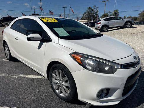Used 2014 Kia Forte Koup EX FWD image 7