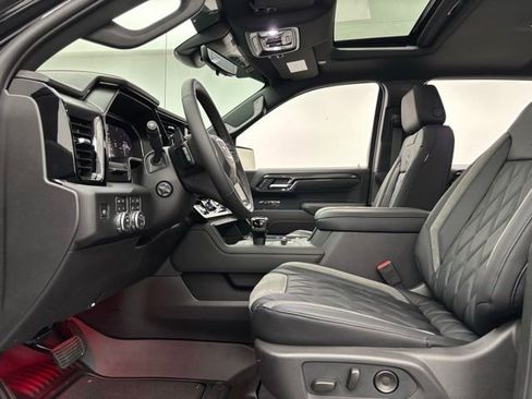 New 2026 GMC Sierra 1500 AT4 w/ AT4 Premium Package AWD/4WD image 18