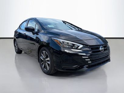 New 2025 Nissan Versa SV w/ Trunk Package