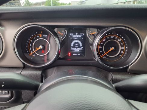 Used 2022 Jeep Gladiator Sport w/ Trailer Tow Package AWD/4WD image 12