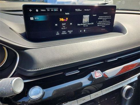 Used 2023 Genesis G80 2.5T image 17