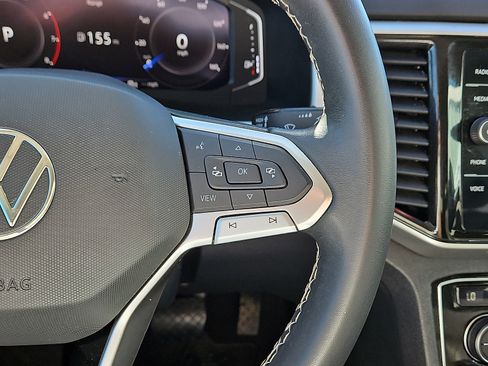 Certified 2023 Volkswagen Atlas SE image 18