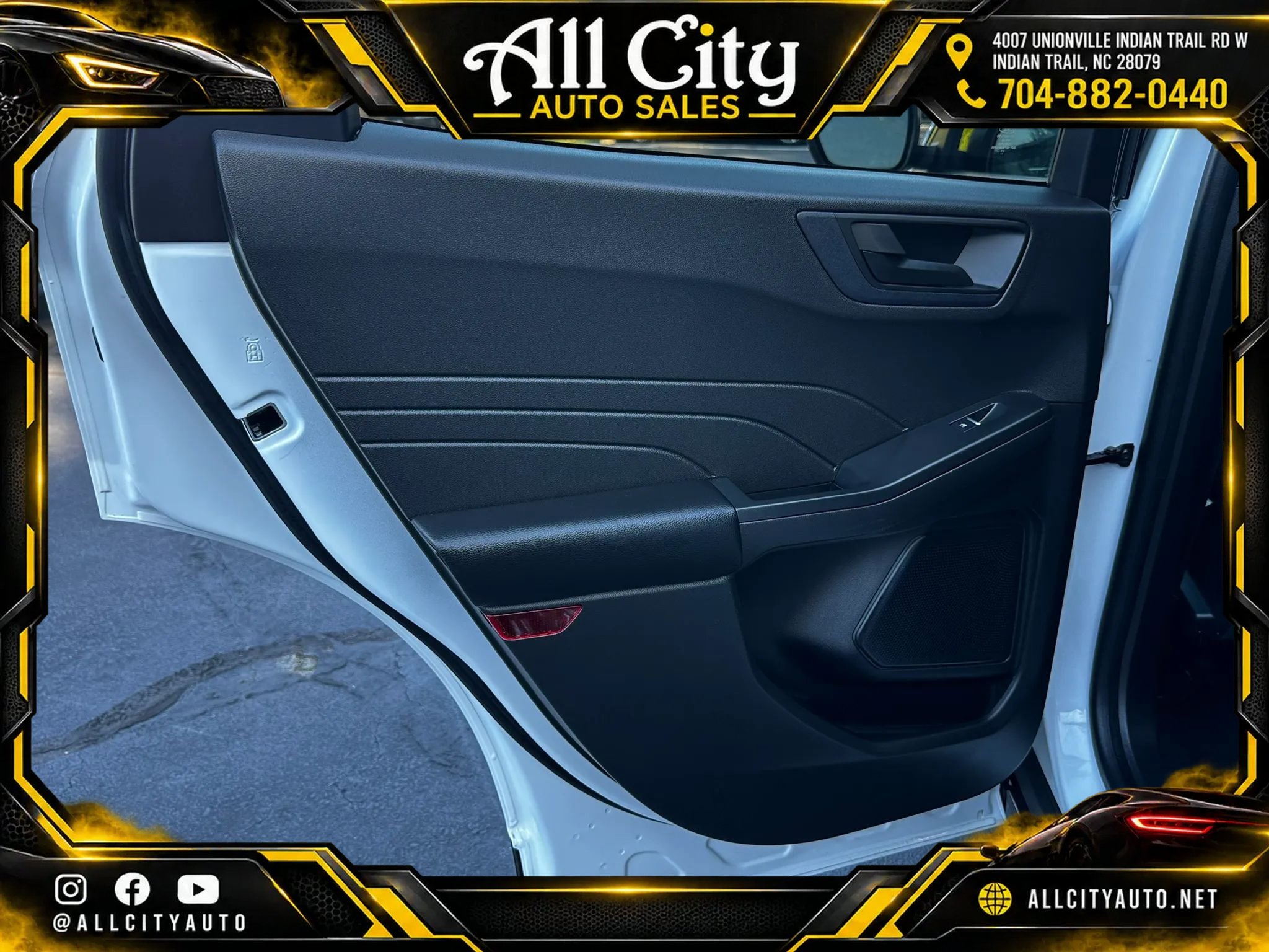 Used 2023 Ford Escape Active w/ Tech Pack #1 AWD/4WD image 17