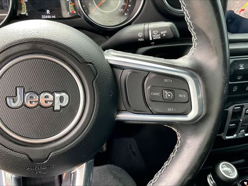 Used 2021 Jeep Gladiator Overland w/ Popular Equipment Package image 22