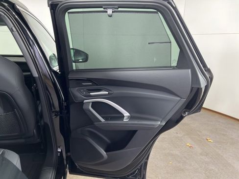 Used 2025 Audi Q5 Premium Plus w/ Premium Plus image 14