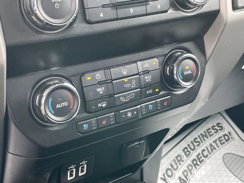 Used 2020 Ford F150 Lariat AWD/4WD image 35