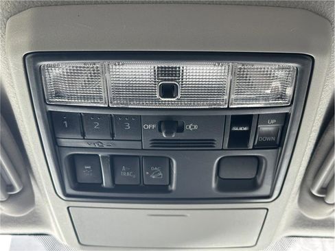 Used 2017 Toyota 4Runner SR5 Premium AWD/4WD image 29