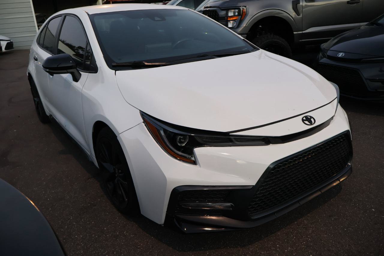 Used 2021 Toyota Corolla SE FWD image 3