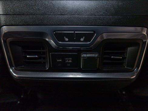 Used 2021 Chevrolet Silverado 1500 LTZ w/ LTZ Premium Package image 22