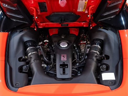 Certified 2019 Ferrari 488 Spider RWD image 16