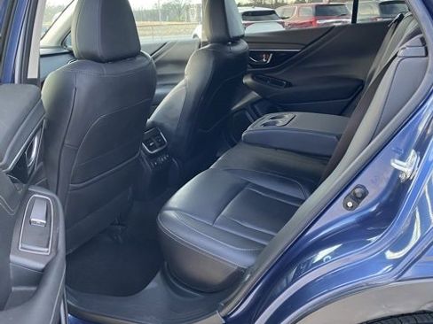 Used 2021 Subaru Outback Limited image 11