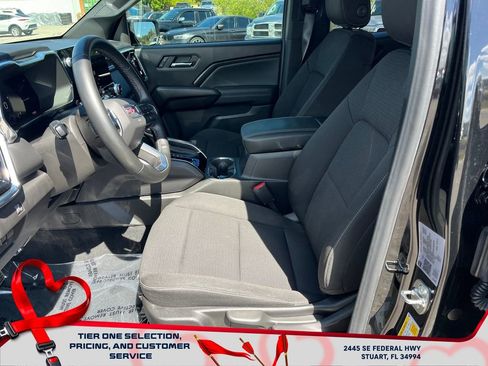 Used 2025 GMC Canyon Elevation w/ Convenience Package image 9