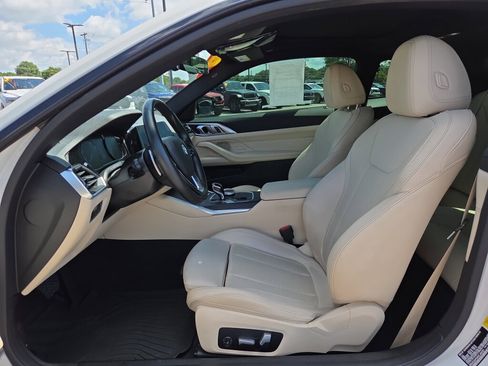 Used 2022 BMW 430i Coupe w/ Convenience Package RWD image 10