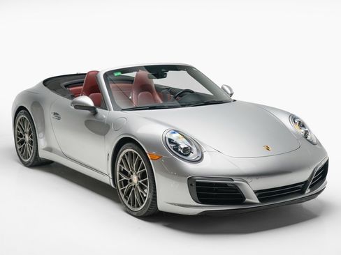 Used 2019 Porsche 911 Carrera image 6