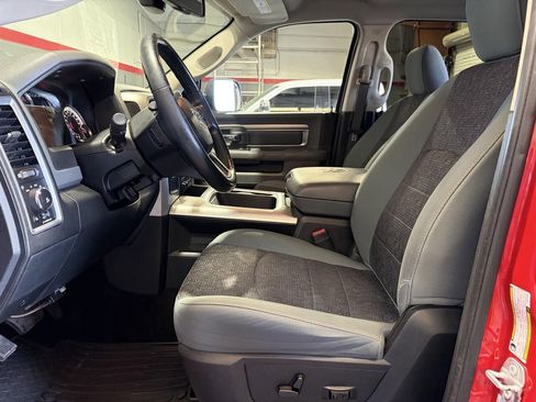 Used 2016 RAM 2500 Big Horn image 2