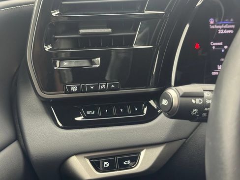 Used 2023 Lexus RX 350 Premium w/ Accessory Package AWD/4WD image 19