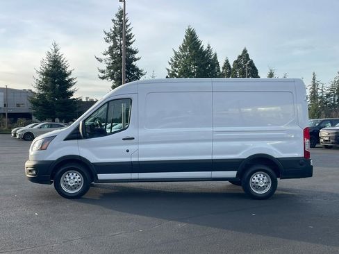 Used 2024 Ford Transit 250 148 Medium Roof Extended AWD w/ Load Area Protection Package image 6