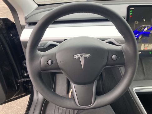 Used 2023 Tesla Model Y Long Range image 30