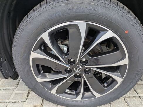 Used 2023 MAZDA CX-5 AWD 2.5 S w/ Premium Plus Pkg image 10