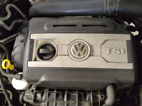 Used 2016 Volkswagen Tiguan SE image 30