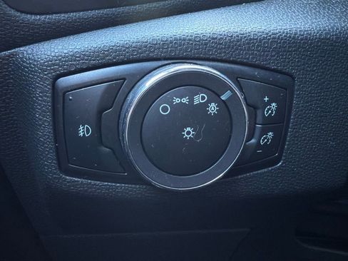 Certified 2021 Ford EcoSport SE image 22