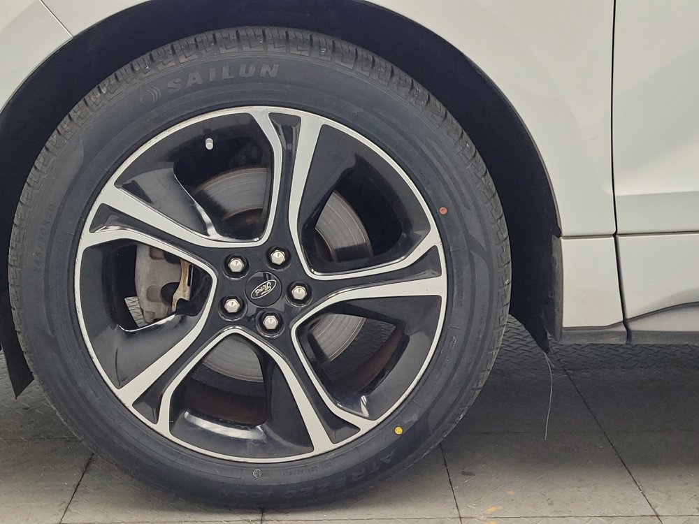 Used 2019 Ford Edge ST AWD/4WD image 31