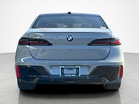 New 2026 BMW 740i xDrive image 4