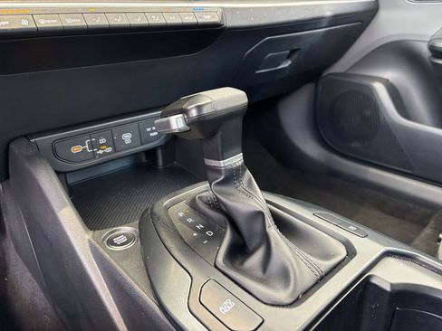 Used 2025 Kia K4 FWD image 42