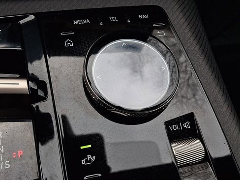 Used 2025 BMW X3 xDrive30i w/ Premium Package image 24